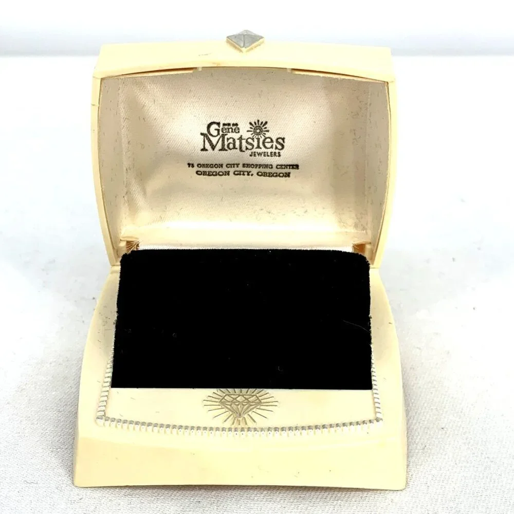 Rocket jewelry box